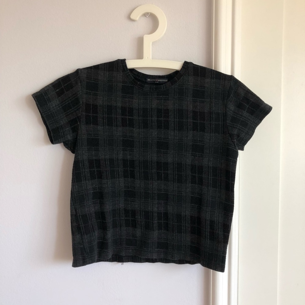 MUST BUY!🖤🖤 Black Plaid crop top